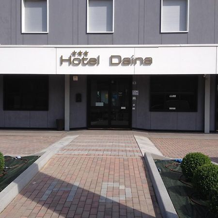 Hotel Daina Dalmine Esterno foto
